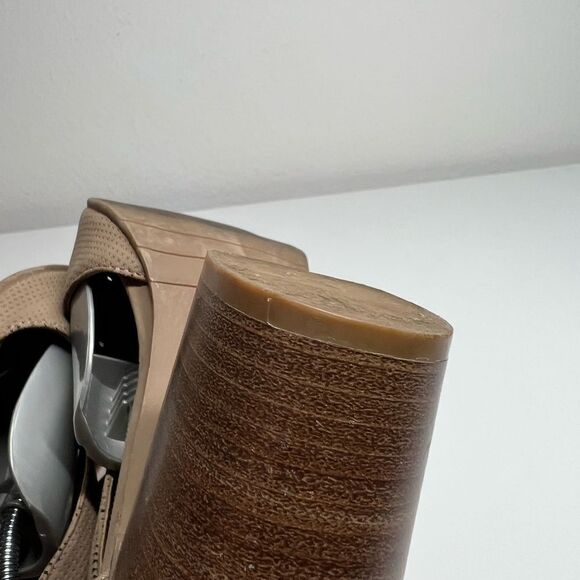 Kenneth Cole Womens Hit T-Strap Taupe T-Strap Heels Size 8,5 - Picture 6 of 16